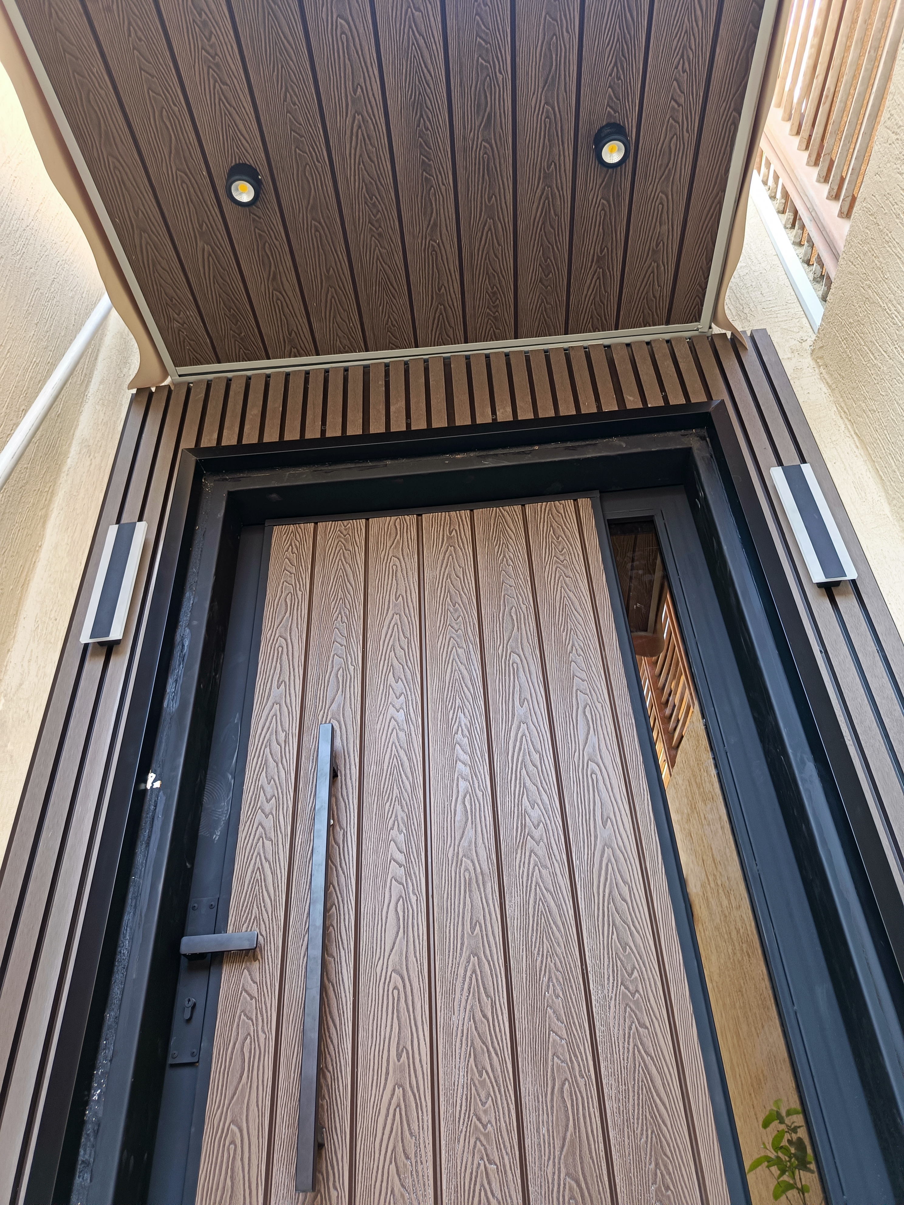 تكسيات WPC بديل الخشب