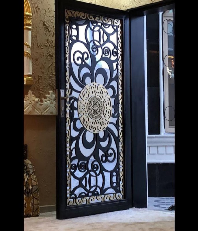 الأبواب الحديدية: