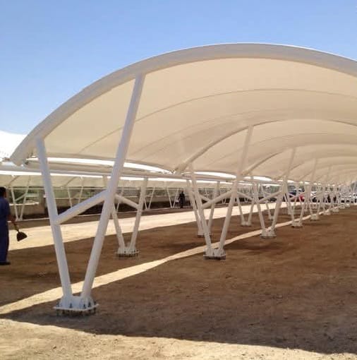 مظلات مواقف سيارات