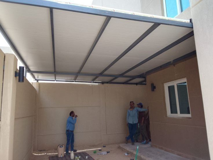 مظلة ساندوتش بانل بنية